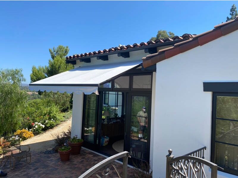 Retractable Patio Awnings in Corona